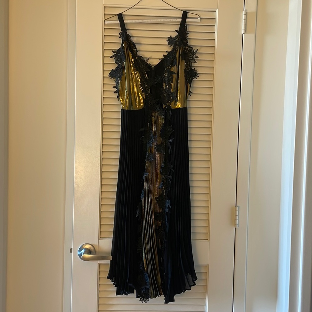 DELFI Collective Dress, Never Worn, size: small, gold & black